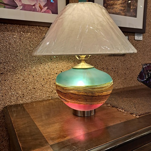 Click to view detail for GBG-054 Lamp - Three Way Lighting $1100